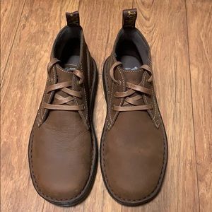 Dr. Martens Sussex slip resistant chukka boots